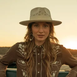 Andromeda Vented Straw Fedora