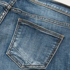 Ankle-Length Boyfriend Fit Jean