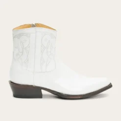 Annika Boots