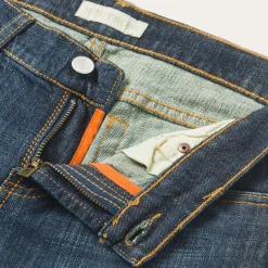 816 Classic Boot Cut Jeans In Dark Wash
