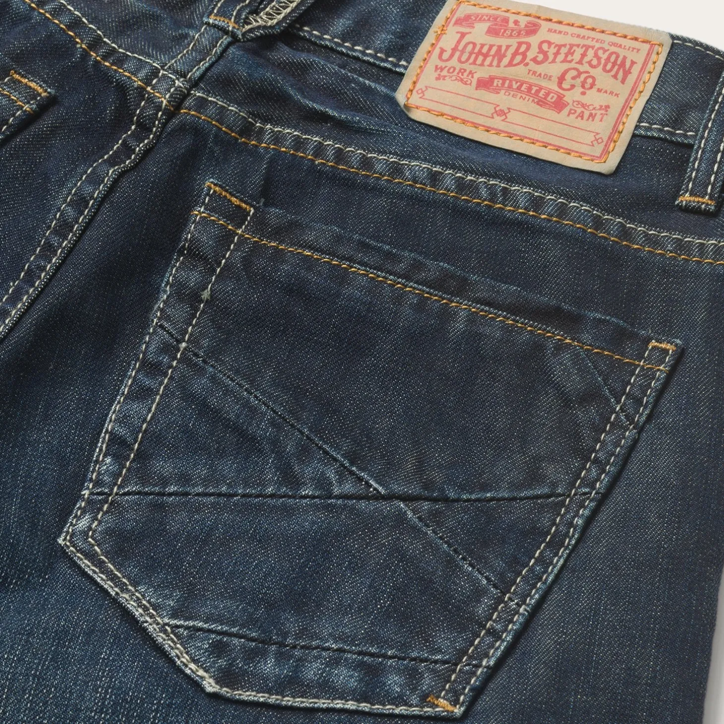 1312 Fit Jeans With a Pieced Back Pocket
