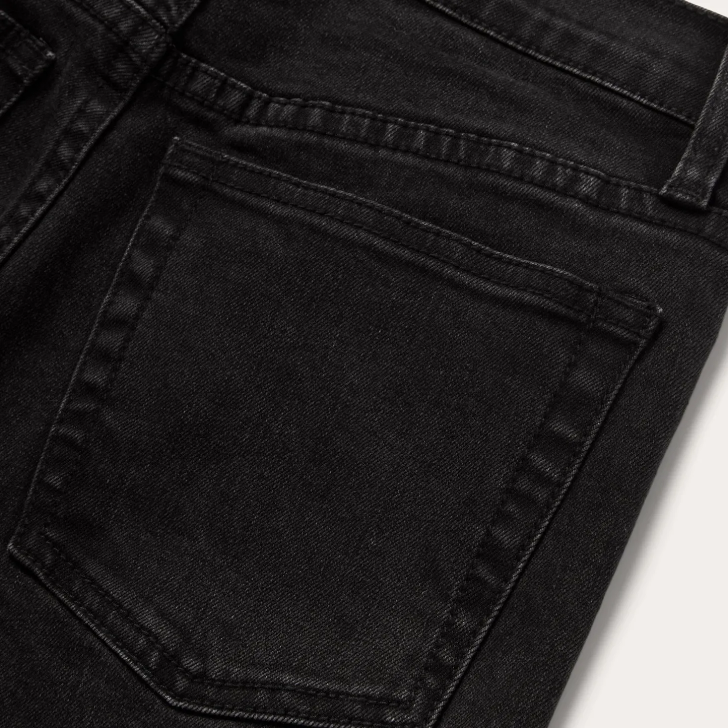 915 High Rise Straight Fit Crop Jeans
