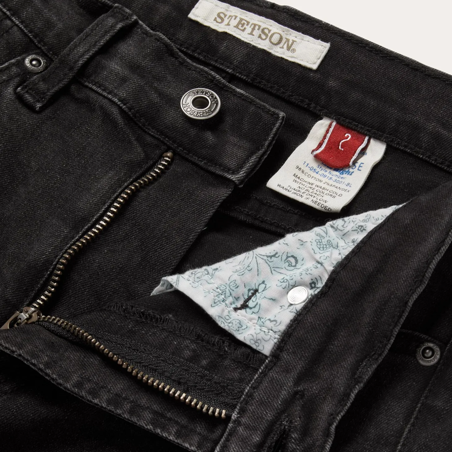 915 High Rise Straight Fit Crop Jeans
