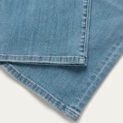 675 Mid-Rise Wide Leg Jean