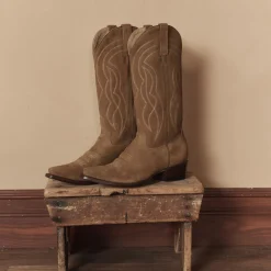 Stetson & THE GREAT. Suede Cowboy Boot