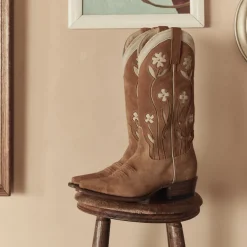 Stetson & THE GREAT. Suede Floral Cowboy Boot