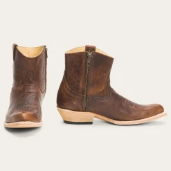 Toni Boots
