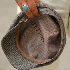 Wool Herringbone Hatteras